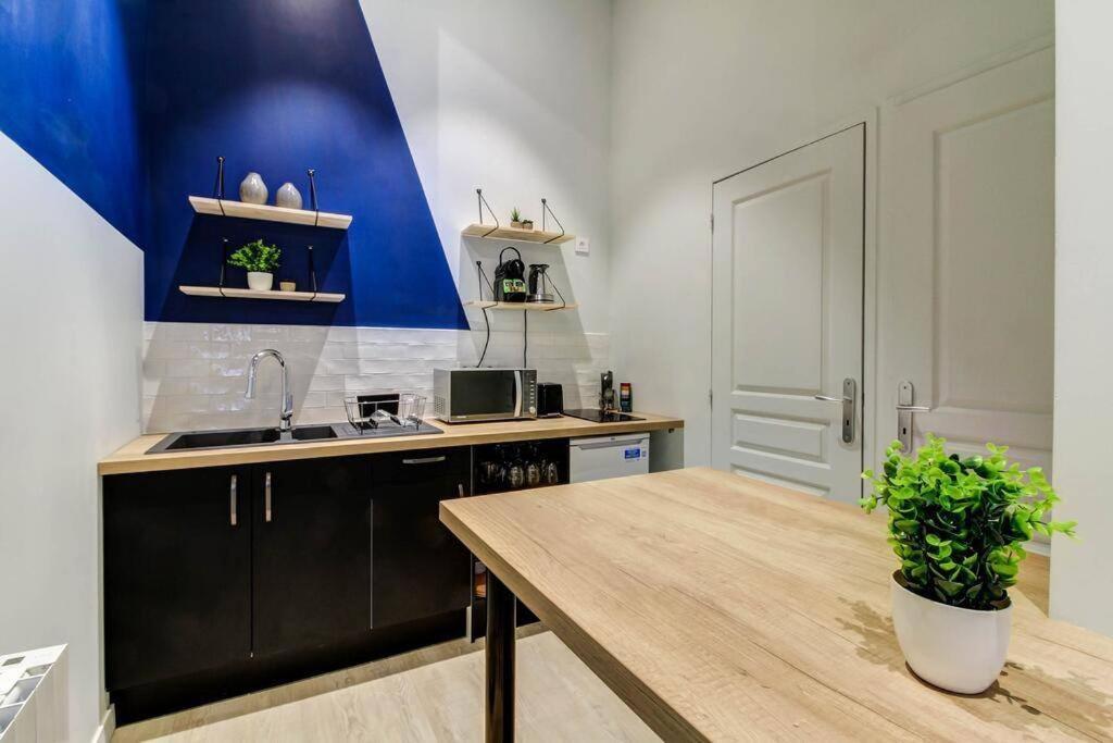 Le Berlier 60M2 + Cour Privee - Centre Historique Διαμέρισμα Ντιζόν Εξωτερικό φωτογραφία